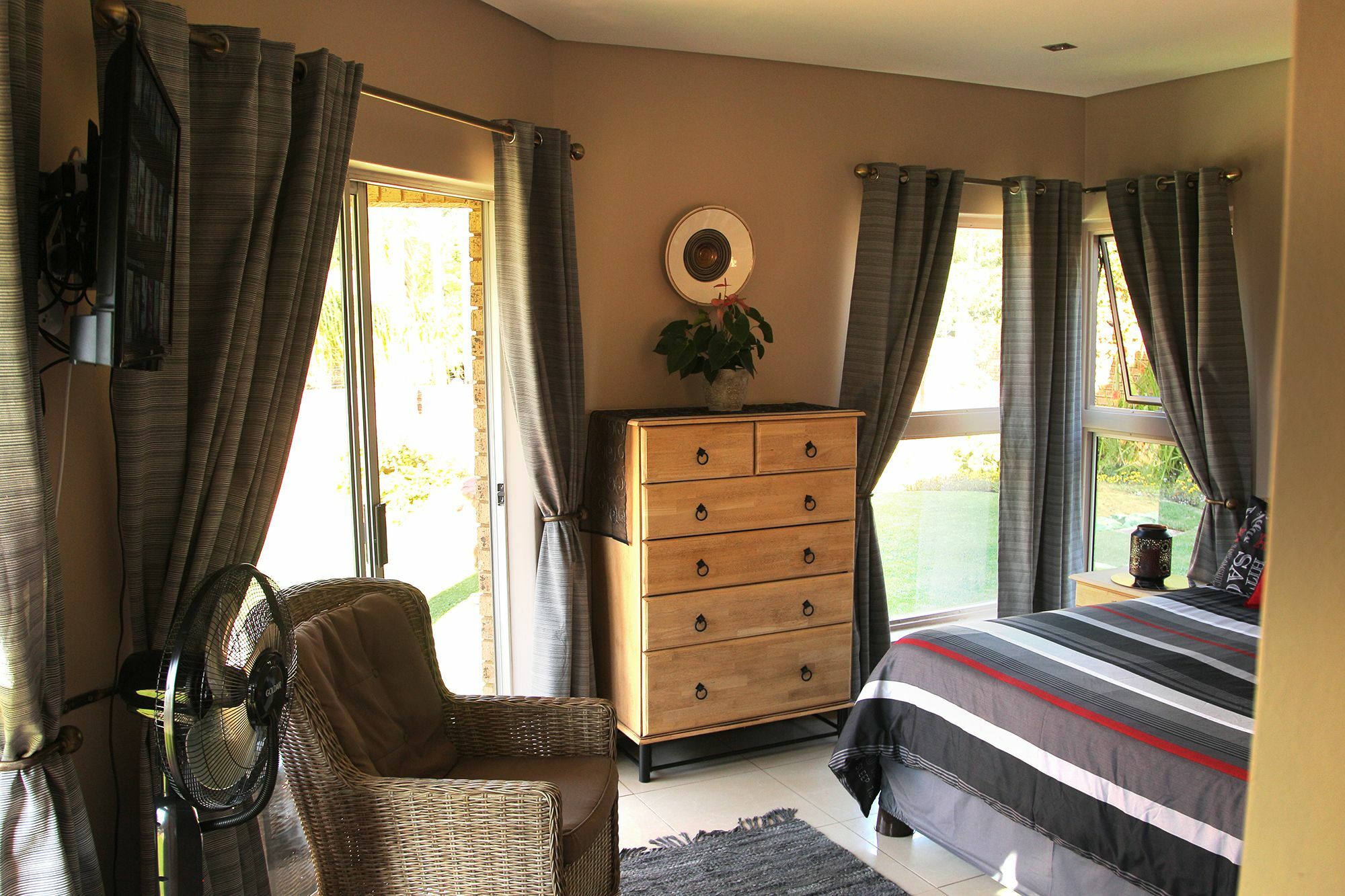 Bed and Breakfast 642 On Vincent à Pretoria-Noord Extérieur photo
